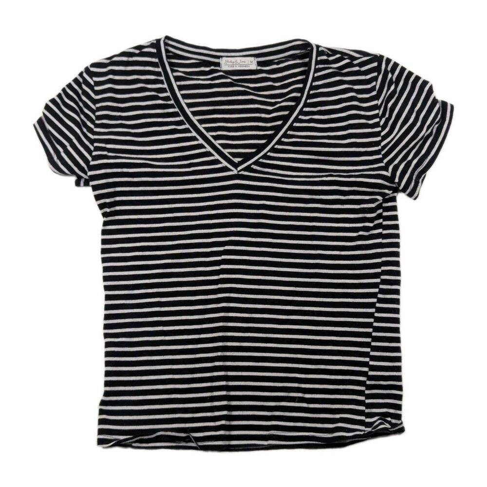 Haley And June Black And White V-neck Shirt. Size Medium